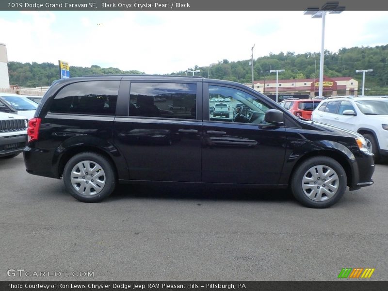Black Onyx Crystal Pearl / Black 2019 Dodge Grand Caravan SE