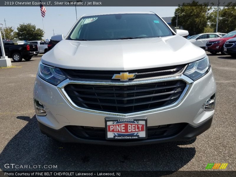 Silver Ice Metallic / Jet Black 2019 Chevrolet Equinox LT
