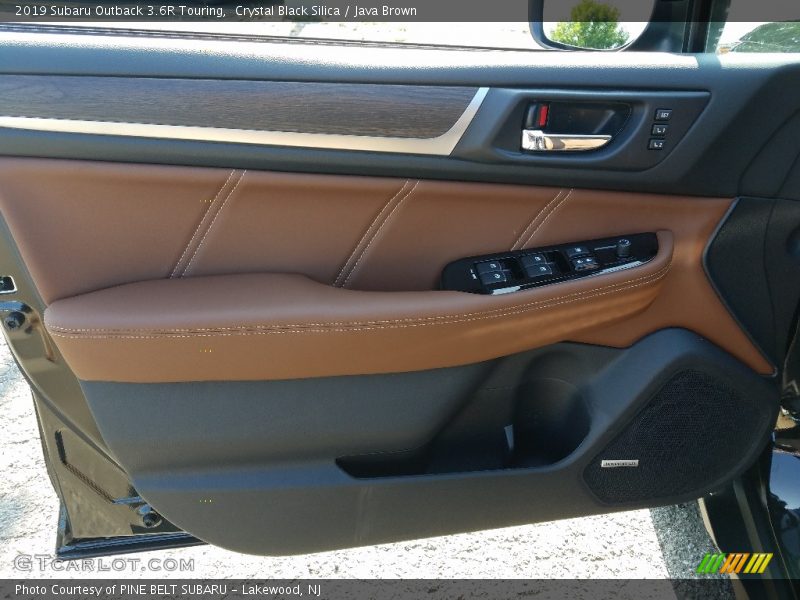 Door Panel of 2019 Outback 3.6R Touring