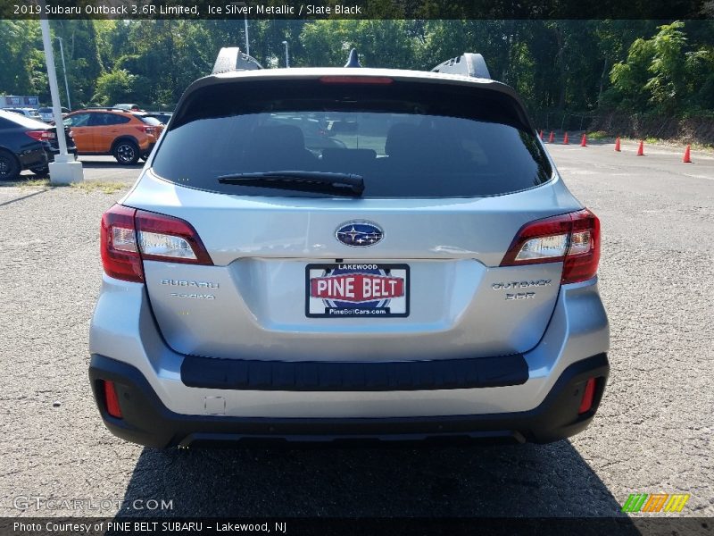 Ice Silver Metallic / Slate Black 2019 Subaru Outback 3.6R Limited