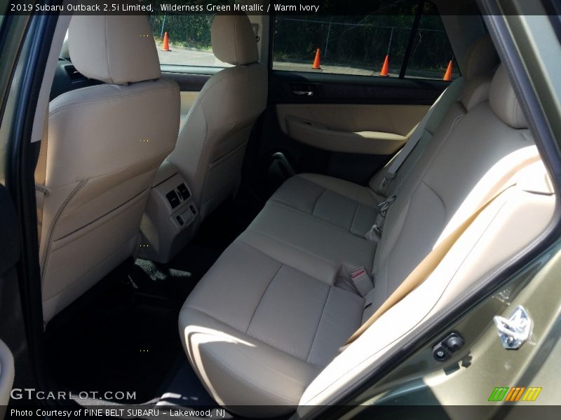 Wilderness Green Metallic / Warm Ivory 2019 Subaru Outback 2.5i Limited