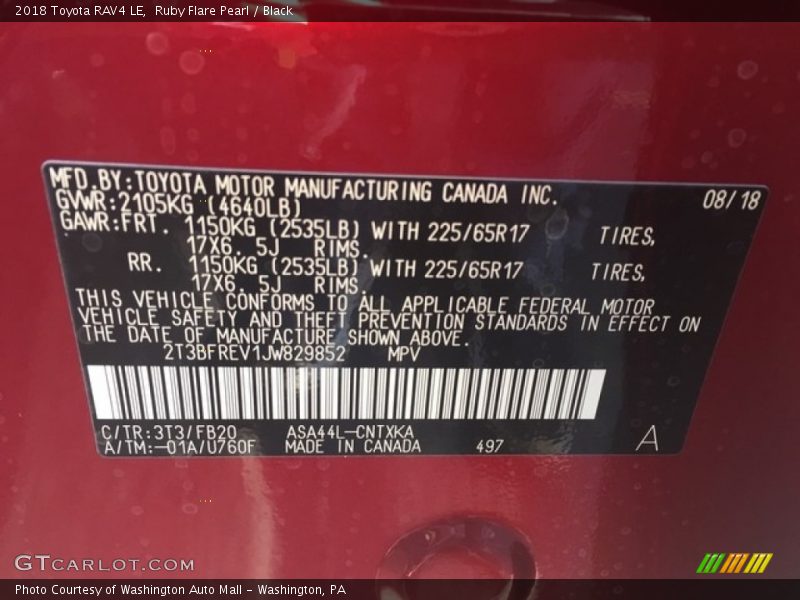 Ruby Flare Pearl / Black 2018 Toyota RAV4 LE