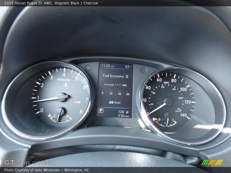 Magnetic Black / Charcoal 2018 Nissan Rogue SV AWD