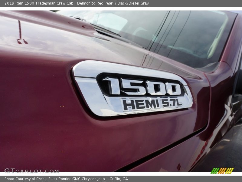 Delmonico Red Pearl / Black/Diesel Gray 2019 Ram 1500 Tradesman Crew Cab