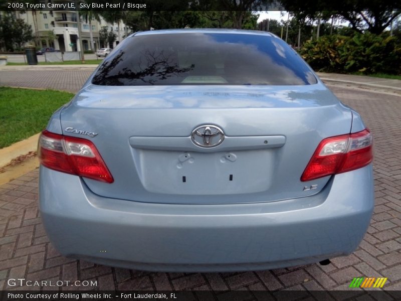 Sky Blue Pearl / Bisque 2009 Toyota Camry LE