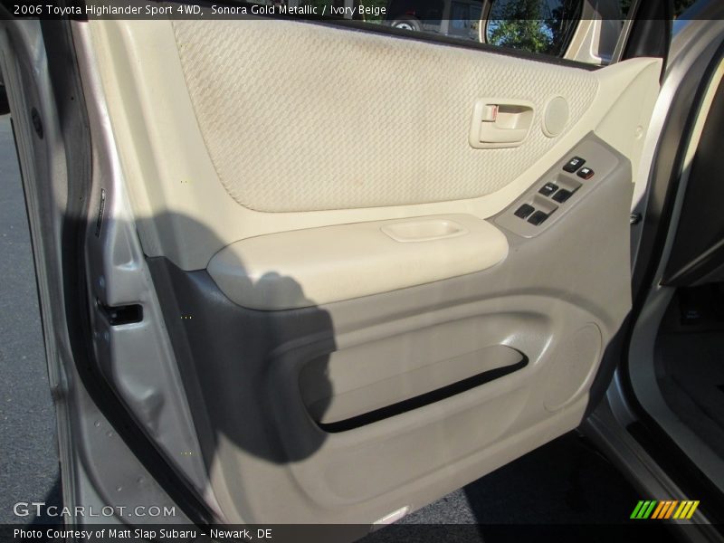 Sonora Gold Metallic / Ivory Beige 2006 Toyota Highlander Sport 4WD