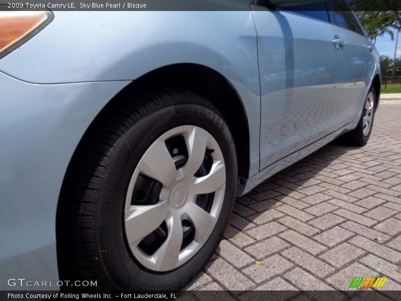 Sky Blue Pearl / Bisque 2009 Toyota Camry LE