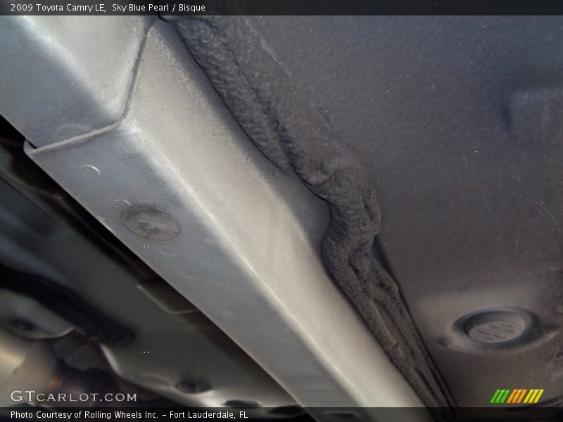 Sky Blue Pearl / Bisque 2009 Toyota Camry LE