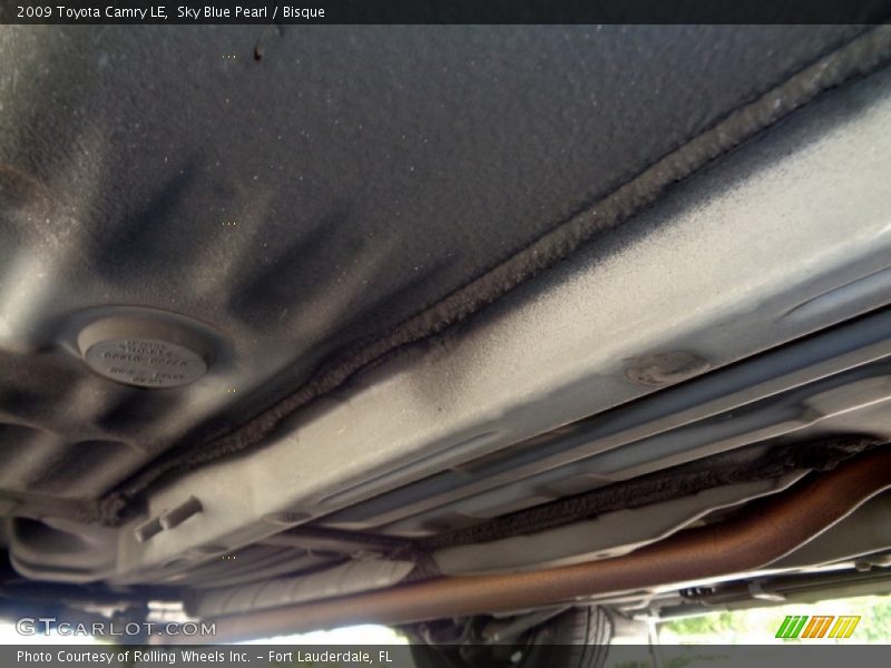 Sky Blue Pearl / Bisque 2009 Toyota Camry LE