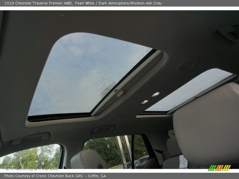 Pearl White / Dark Atmosphere/Medium Ash Gray 2019 Chevrolet Traverse Premier AWD