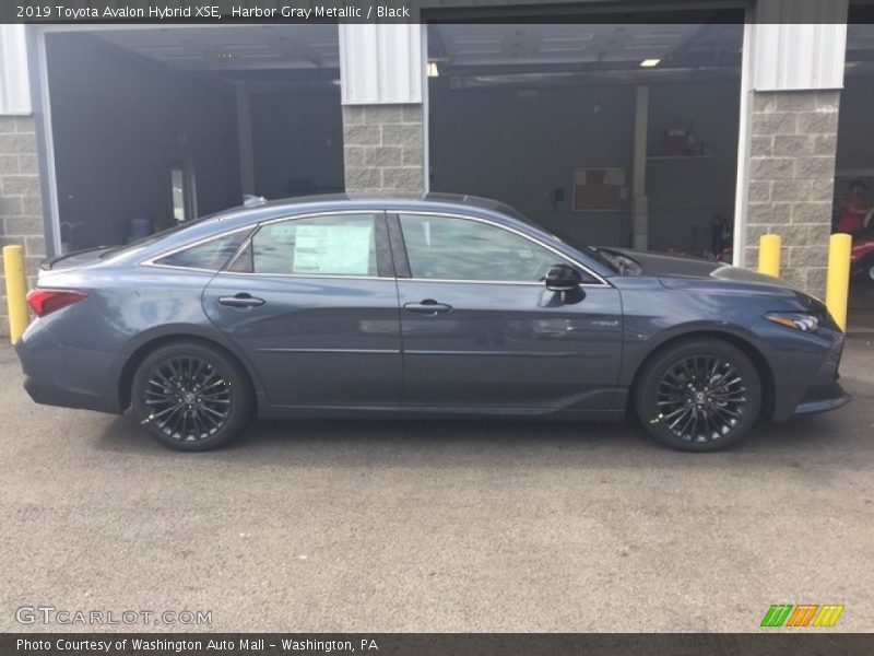 Harbor Gray Metallic / Black 2019 Toyota Avalon Hybrid XSE