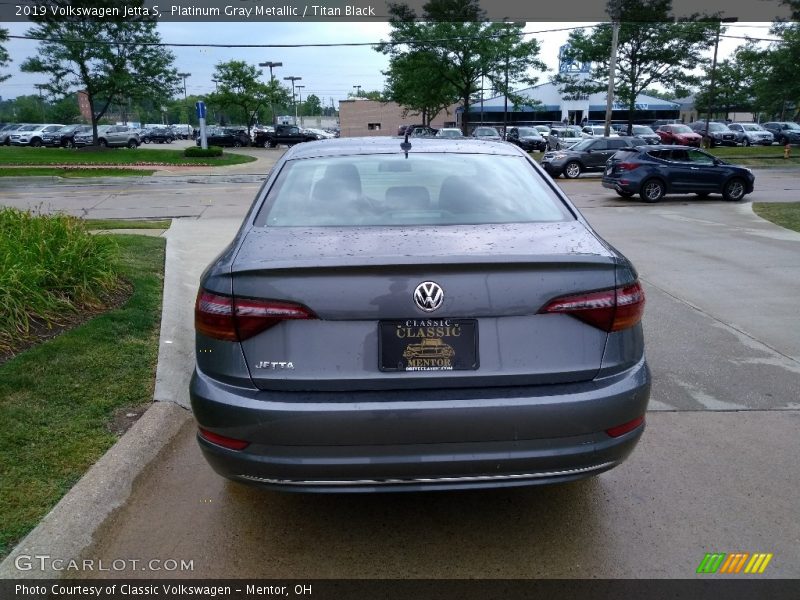Platinum Gray Metallic / Titan Black 2019 Volkswagen Jetta S