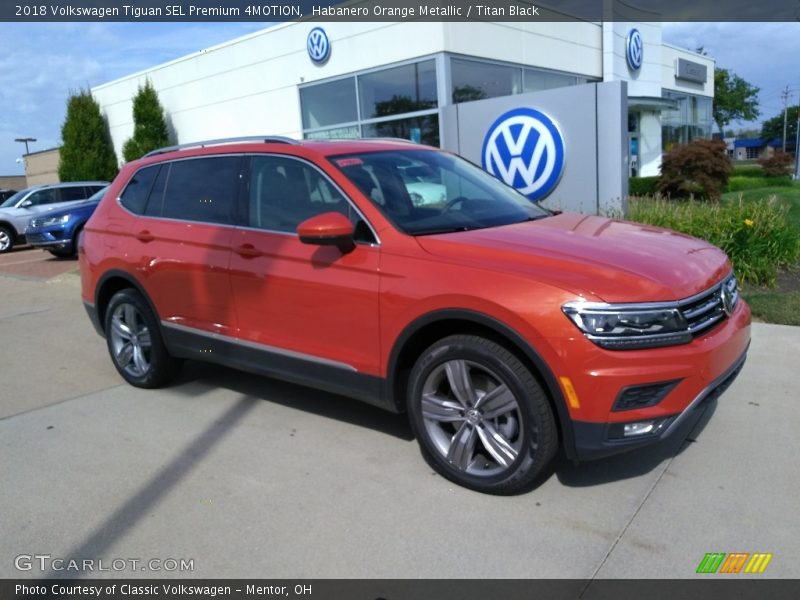 Front 3/4 View of 2018 Tiguan SEL Premium 4MOTION