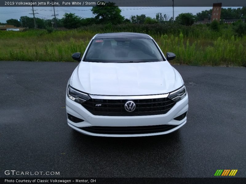 Pure White / Storm Gray 2019 Volkswagen Jetta R-Line