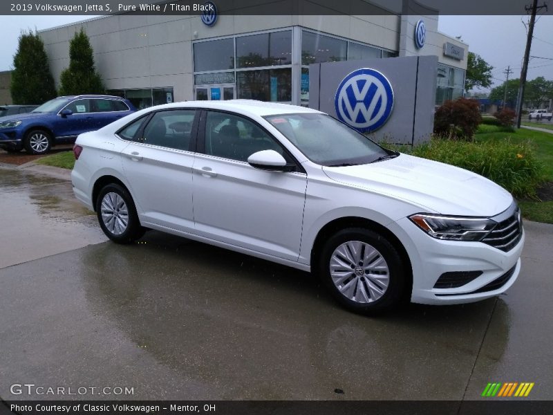 Pure White / Titan Black 2019 Volkswagen Jetta S