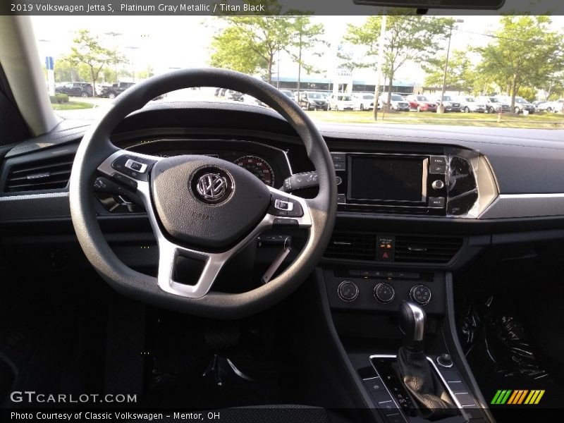 Platinum Gray Metallic / Titan Black 2019 Volkswagen Jetta S