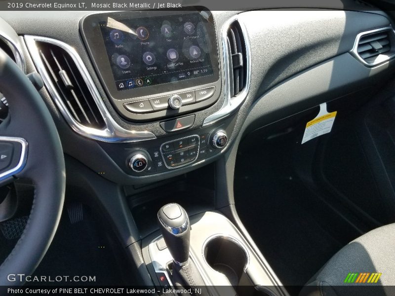 Mosaic Black Metallic / Jet Black 2019 Chevrolet Equinox LT