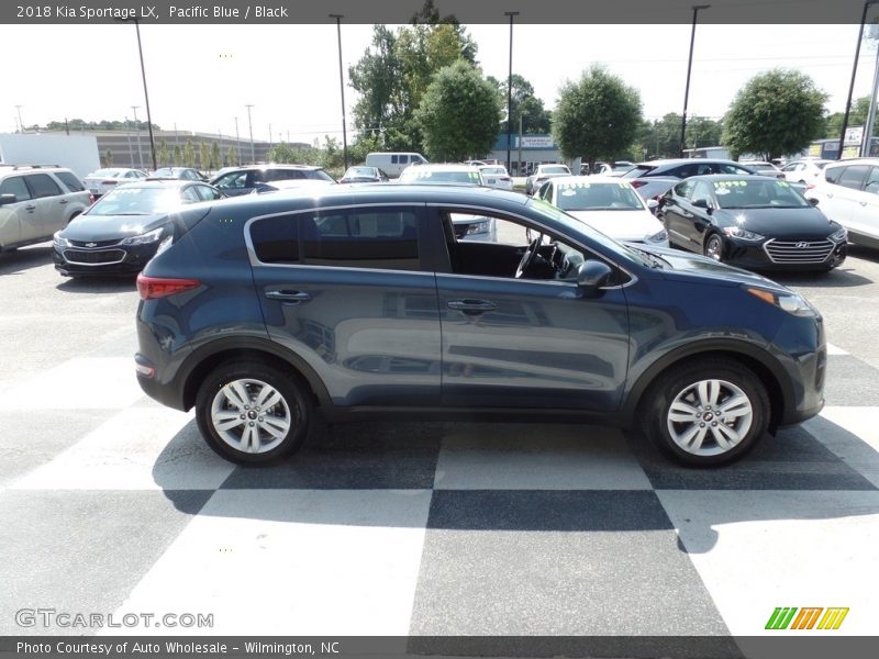 Pacific Blue / Black 2018 Kia Sportage LX