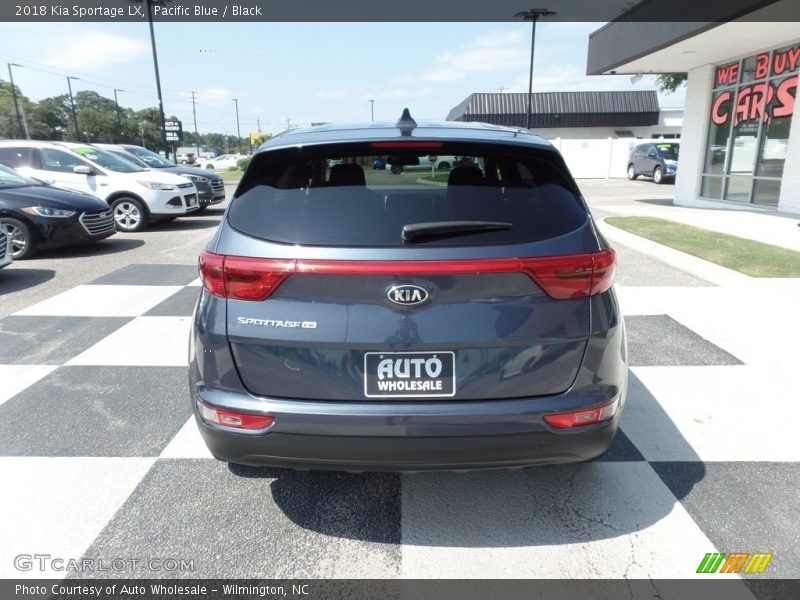 Pacific Blue / Black 2018 Kia Sportage LX