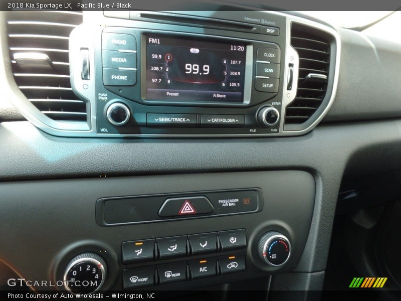 Pacific Blue / Black 2018 Kia Sportage LX