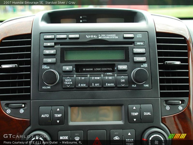 Stardust Silver / Gray 2007 Hyundai Entourage SE