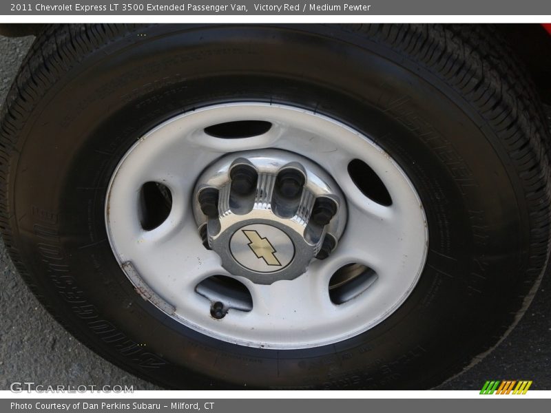 Victory Red / Medium Pewter 2011 Chevrolet Express LT 3500 Extended Passenger Van