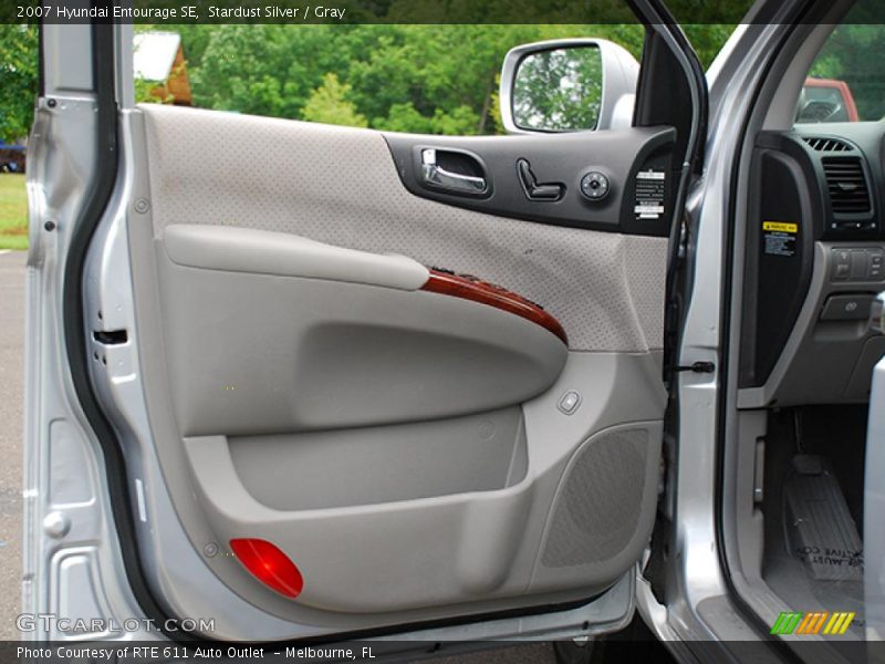 Stardust Silver / Gray 2007 Hyundai Entourage SE