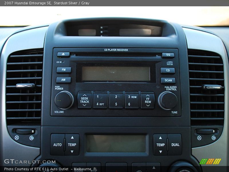 Stardust Silver / Gray 2007 Hyundai Entourage SE