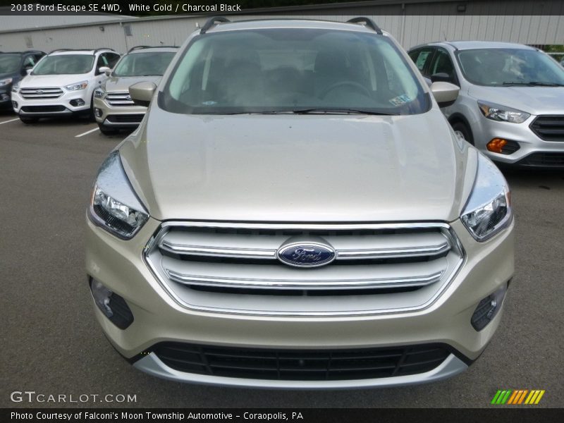 White Gold / Charcoal Black 2018 Ford Escape SE 4WD