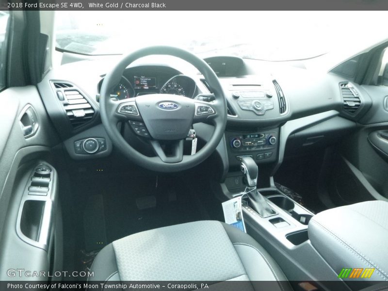 White Gold / Charcoal Black 2018 Ford Escape SE 4WD