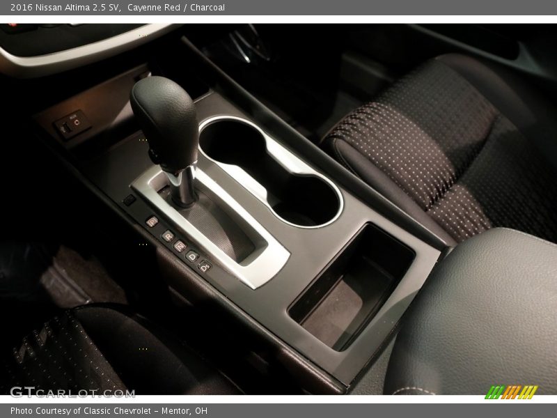 Cayenne Red / Charcoal 2016 Nissan Altima 2.5 SV
