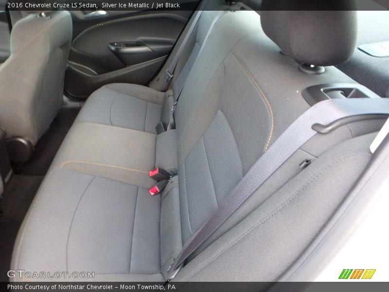Silver Ice Metallic / Jet Black 2016 Chevrolet Cruze LS Sedan