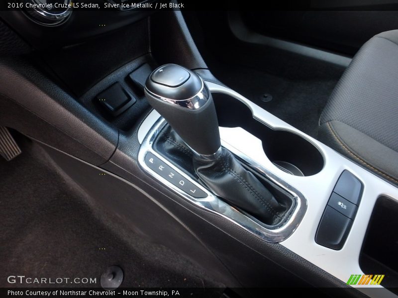 Silver Ice Metallic / Jet Black 2016 Chevrolet Cruze LS Sedan
