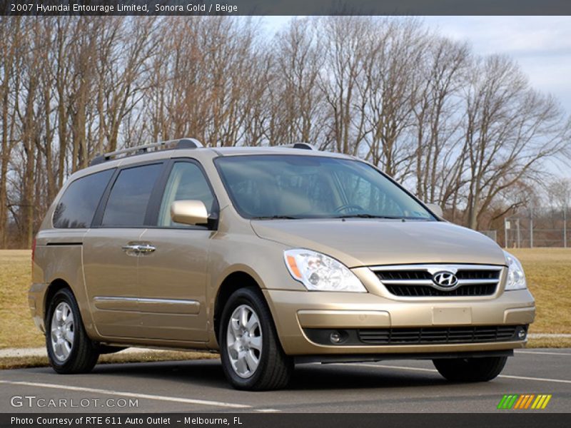 Sonora Gold / Beige 2007 Hyundai Entourage Limited