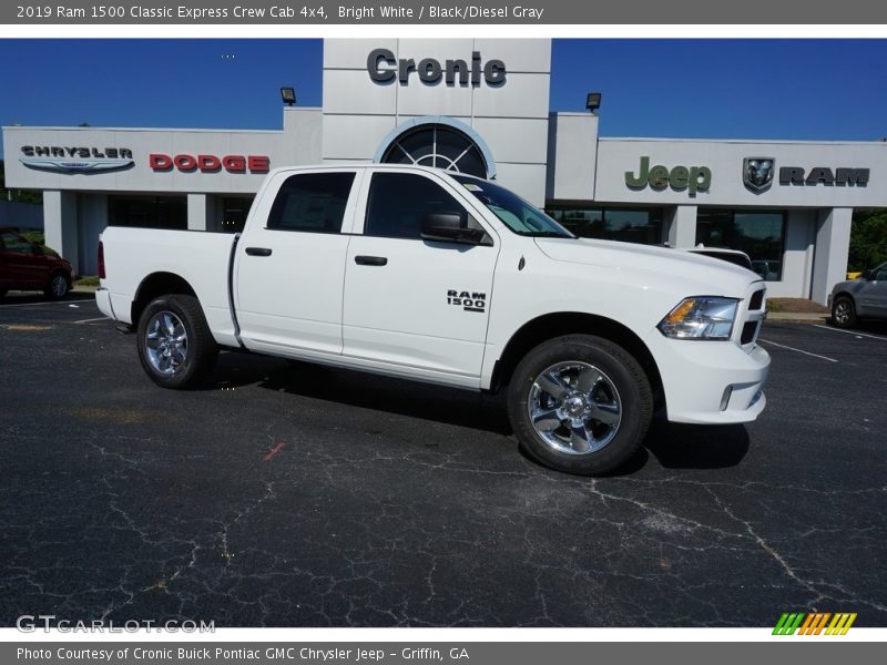 Bright White / Black/Diesel Gray 2019 Ram 1500 Classic Express Crew Cab 4x4