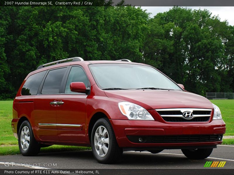 Cranberry Red / Gray 2007 Hyundai Entourage SE