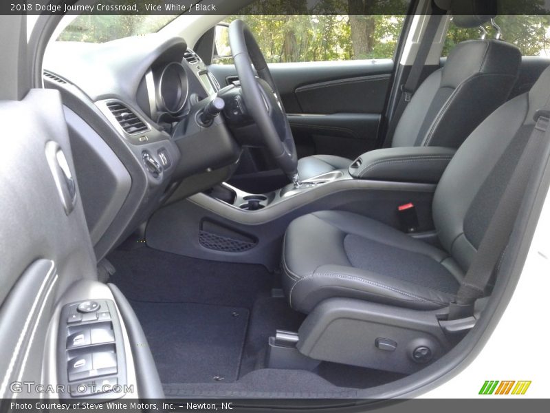 Vice White / Black 2018 Dodge Journey Crossroad