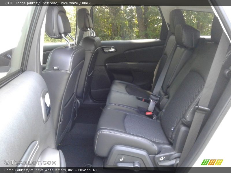 Vice White / Black 2018 Dodge Journey Crossroad