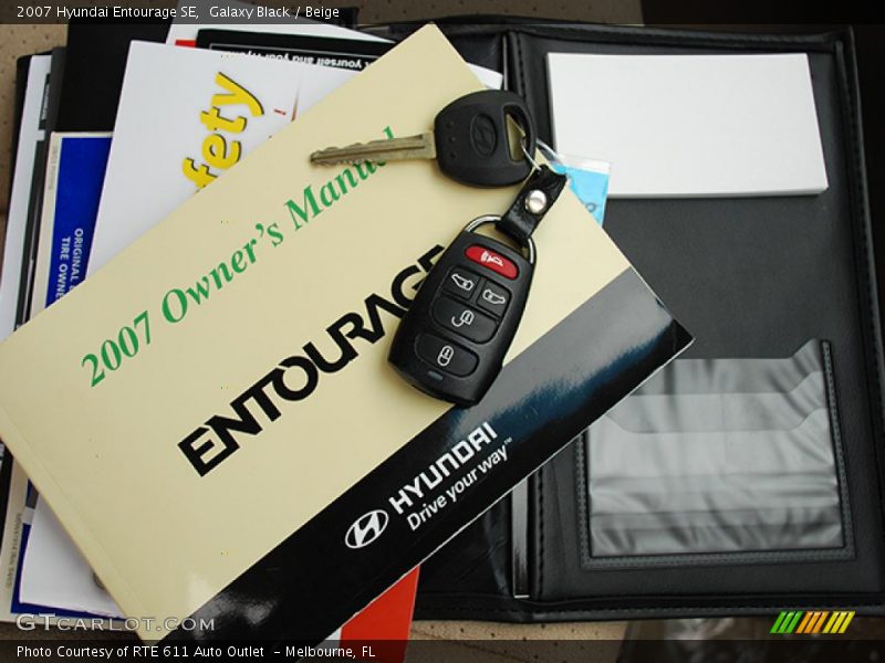 Galaxy Black / Beige 2007 Hyundai Entourage SE