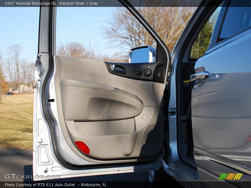 Stardust Silver / Gray 2007 Hyundai Entourage SE