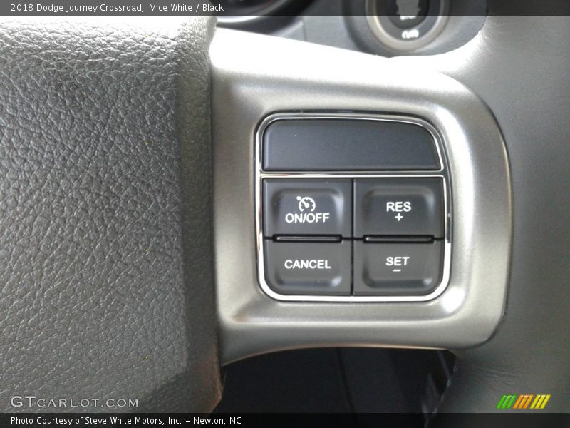 Vice White / Black 2018 Dodge Journey Crossroad