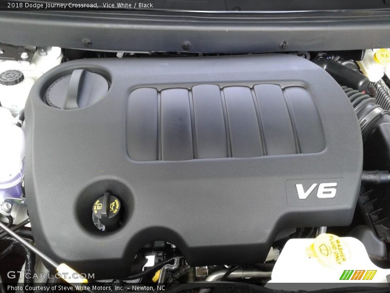 Vice White / Black 2018 Dodge Journey Crossroad