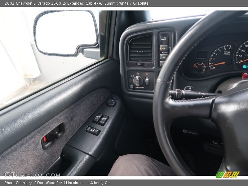 Summit White / Graphite 2002 Chevrolet Silverado 2500 LS Extended Cab 4x4