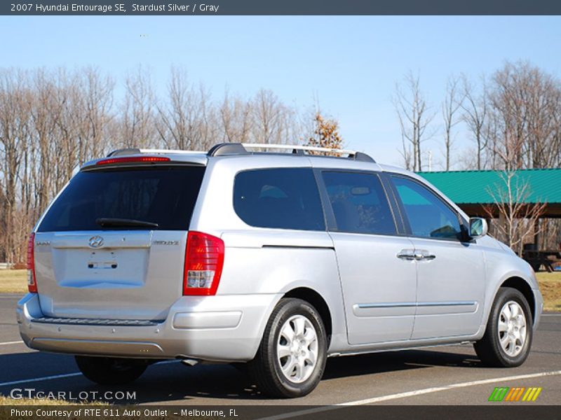 Stardust Silver / Gray 2007 Hyundai Entourage SE