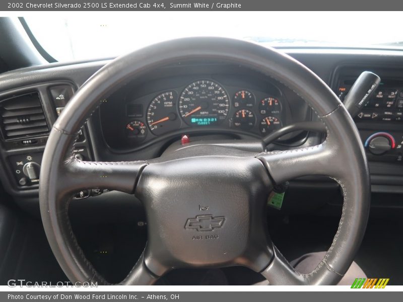 Summit White / Graphite 2002 Chevrolet Silverado 2500 LS Extended Cab 4x4