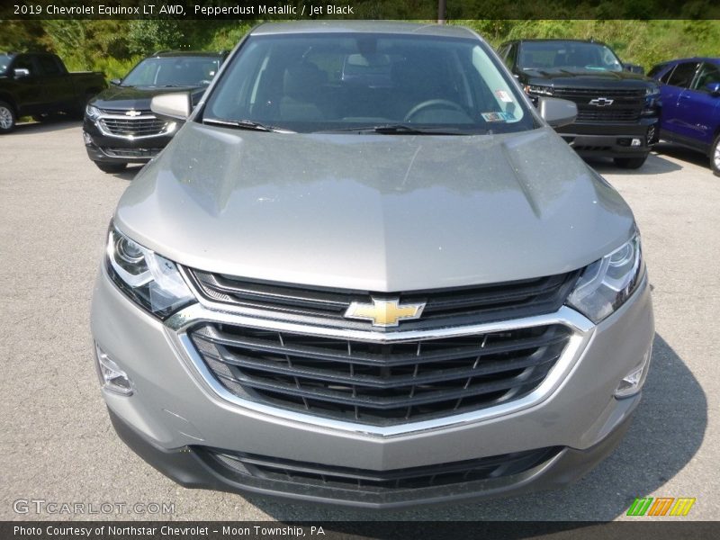 Pepperdust Metallic / Jet Black 2019 Chevrolet Equinox LT AWD