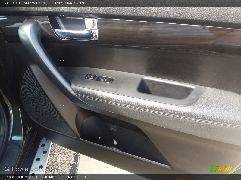 Tuscan Olive / Black 2013 Kia Sorento LX V6