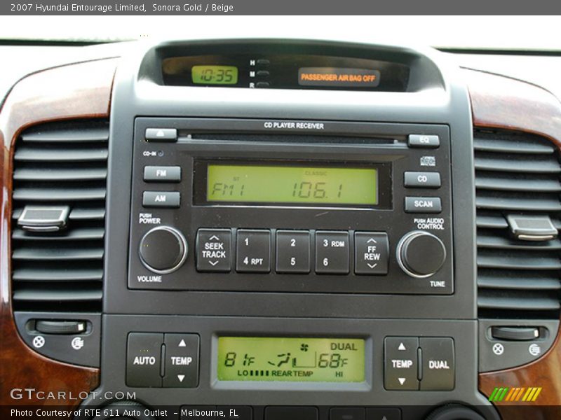 Sonora Gold / Beige 2007 Hyundai Entourage Limited