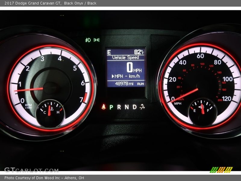 Black Onyx / Black 2017 Dodge Grand Caravan GT
