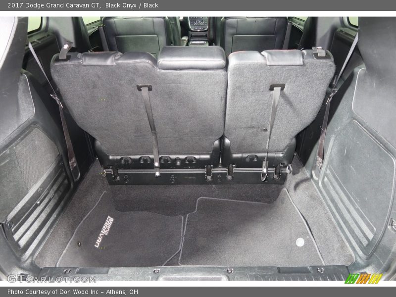 Black Onyx / Black 2017 Dodge Grand Caravan GT